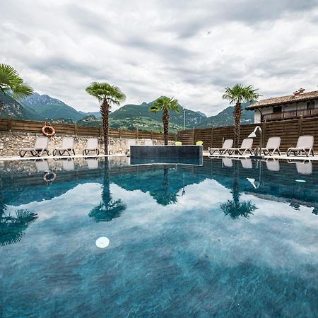Hotel Rudy Riva del Garda Esterno foto
