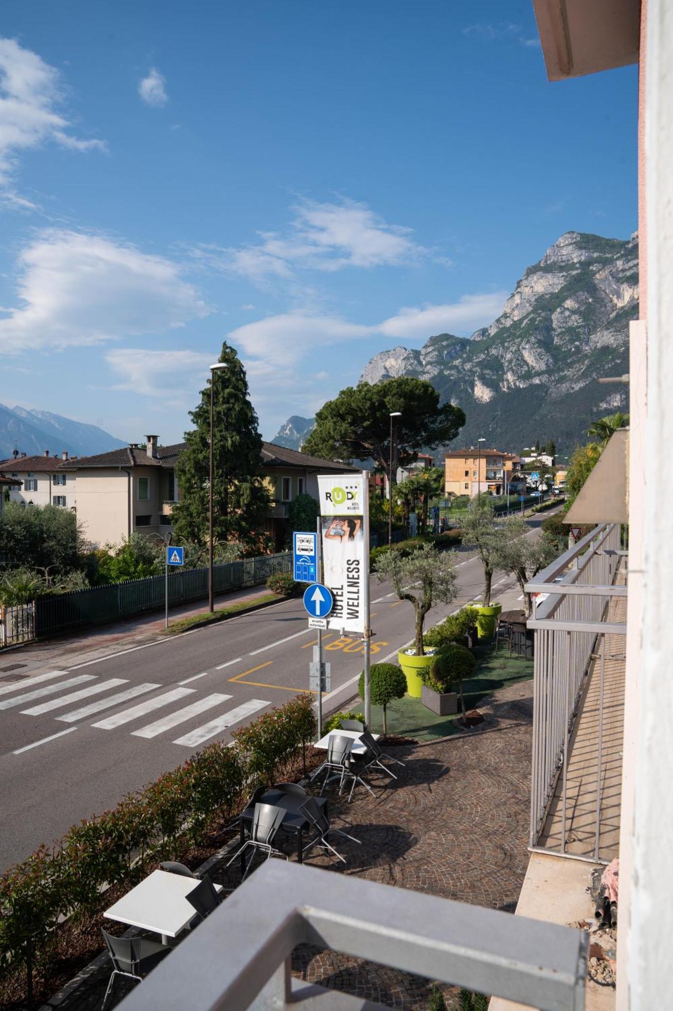 Hotel Rudy Riva del Garda Camera foto